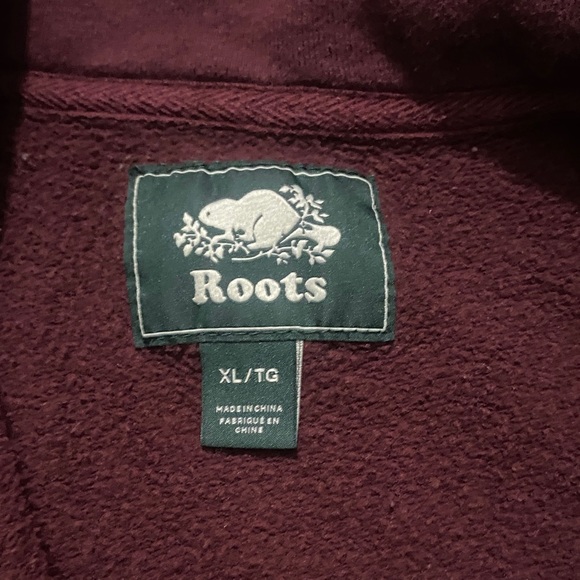 Roots Women’s Maroon Zip-Up Sweater - Picture 2 of 2